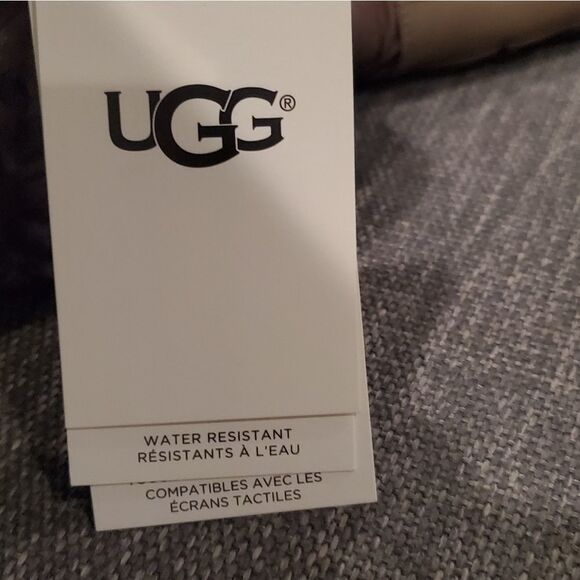 🆕️UGG Shearling-Trim Leather-Palm Gloves water resistant touchscreen📲🧤  … - Picture 3 of 13